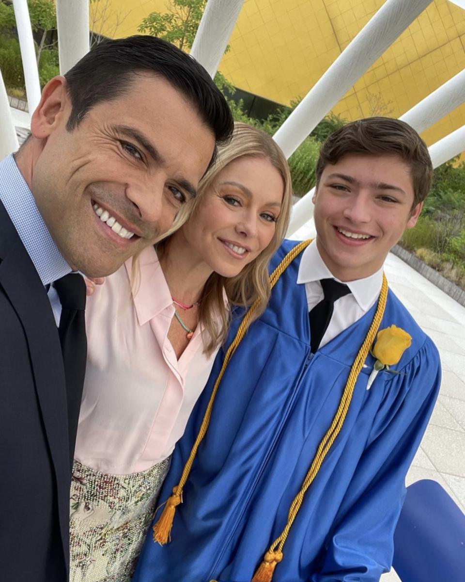 Kelly Ripa and her husband Mark posing with their son at his graduation, Photo Credit: Instagram/Kelly Ripa